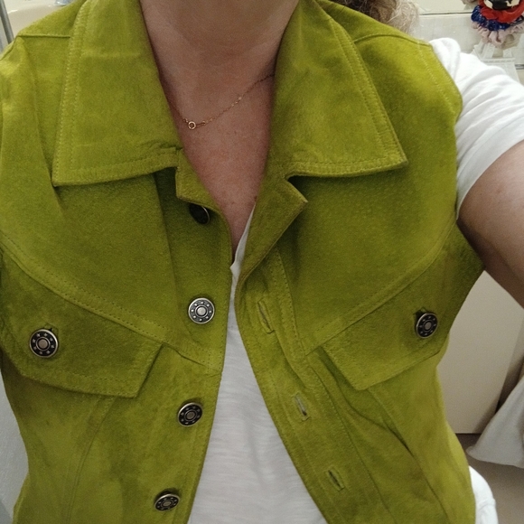 100% leather Kiwi Vest - Picture 2 of 15